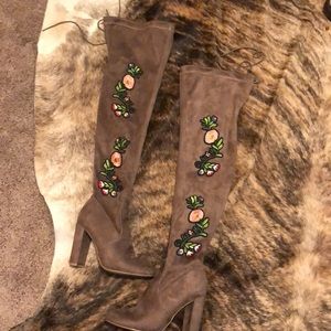 Appliqué Heeled Over the Knee Boots